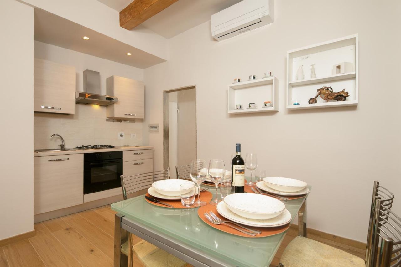 Il Giaggiolo Apartment ฟลอเรนซ์ ภายนอก รูปภาพ